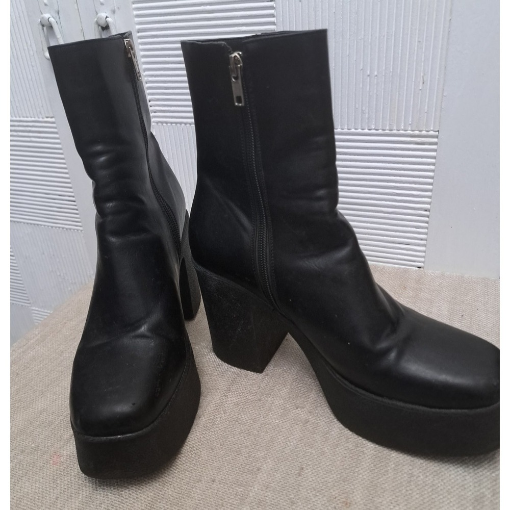 La Moda Boots Size‎ 9 Black Faux Leather Platform Whimsigoth Fairycore Mid Calf